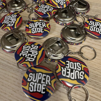 Superside sörnyitós kulcstartó